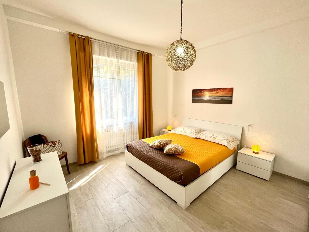 Marina Centro Harbor Apartment Rimini Dış mekan fotoğraf